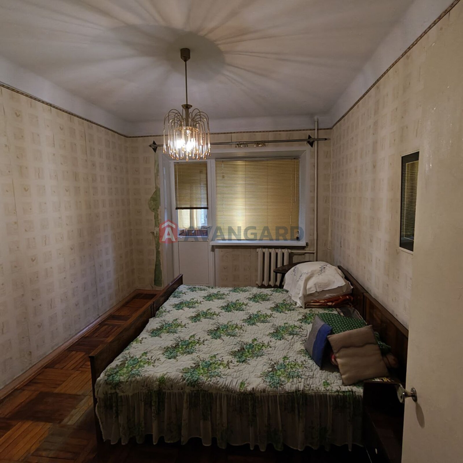 2 ����. ��������, 50/-/6 ��. �., 3/5 ���� ���� 17