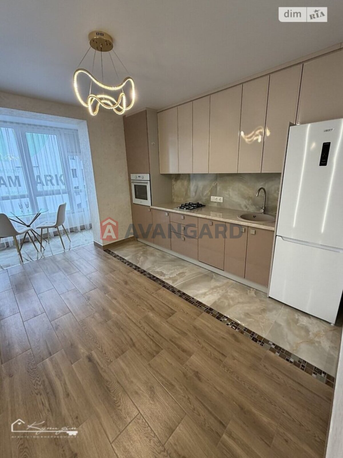 1 ��. ��������, 46/20/15 ��. �., 5/10 ������ ���� 1