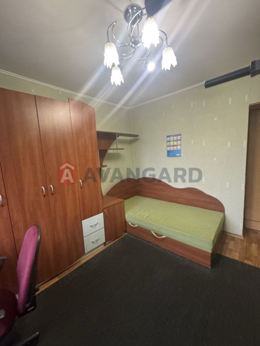 3 . , 73/-/8 . ., 6/9   7