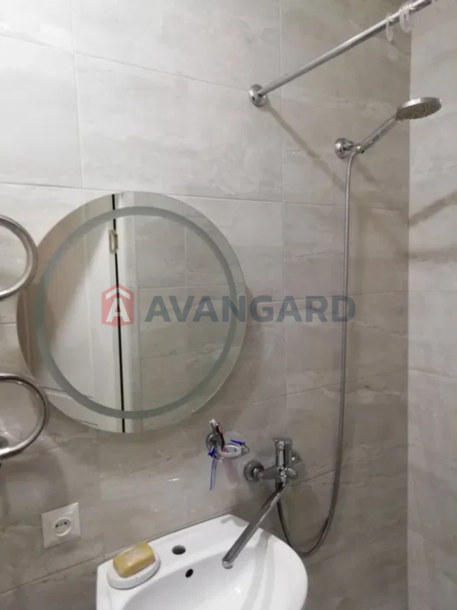 2 . , 43/-/7 . ., 1/2   5