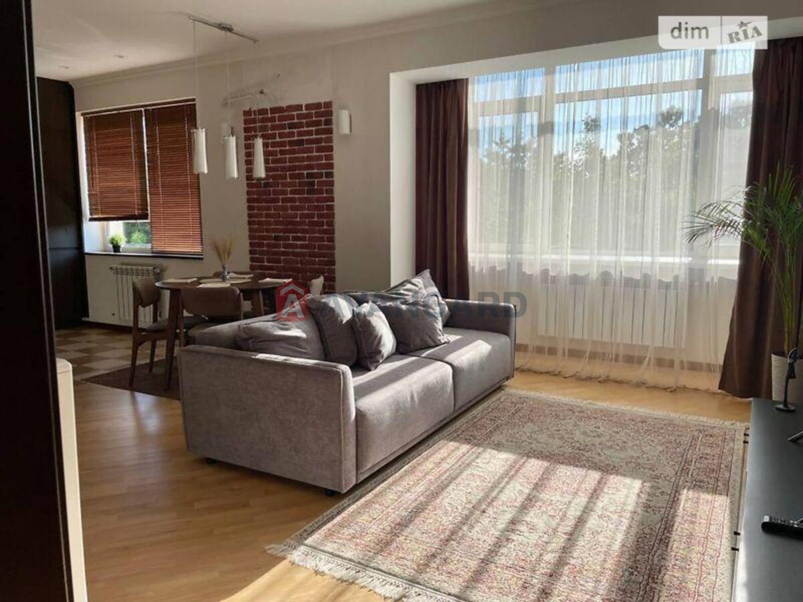 3 ����. ��������, 68/50/6 ��. �., 2/5 ���� ���� 11