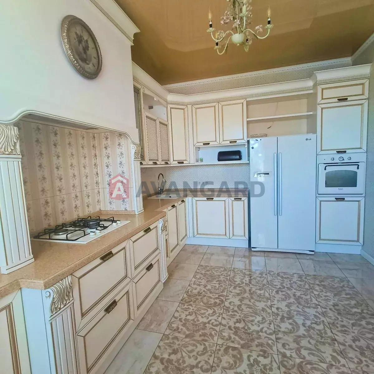 5 ��. ��������, 240/-/20 ��. �., 1/4 ������ ���� 9
