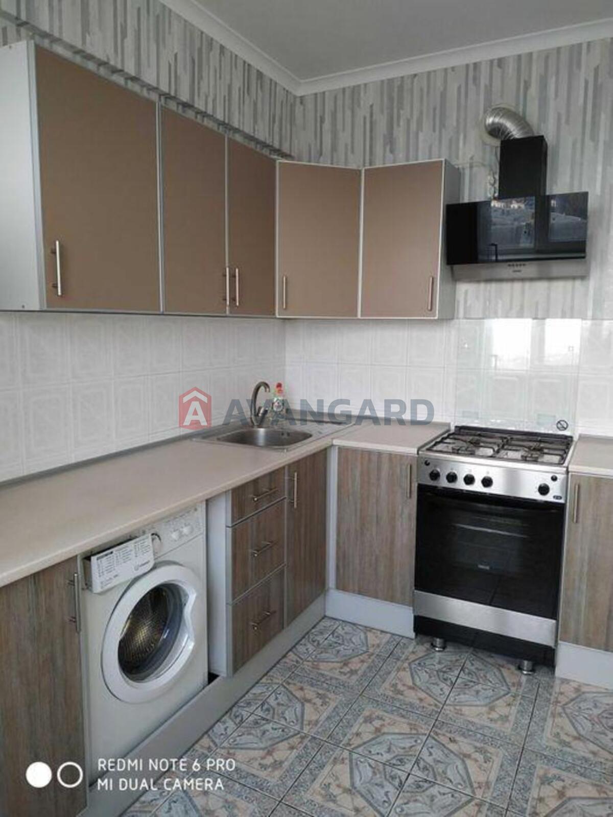 2 ����. ��������, 60/-/11 ��. �., 17/17 ���� ���� 6