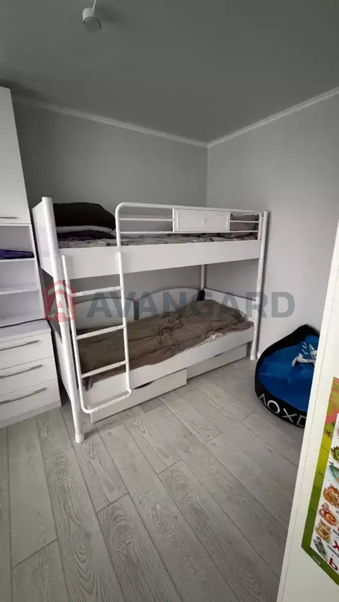 3 ����. ��������, 66/-/- ��. �., 7/9 ���� ���� 4