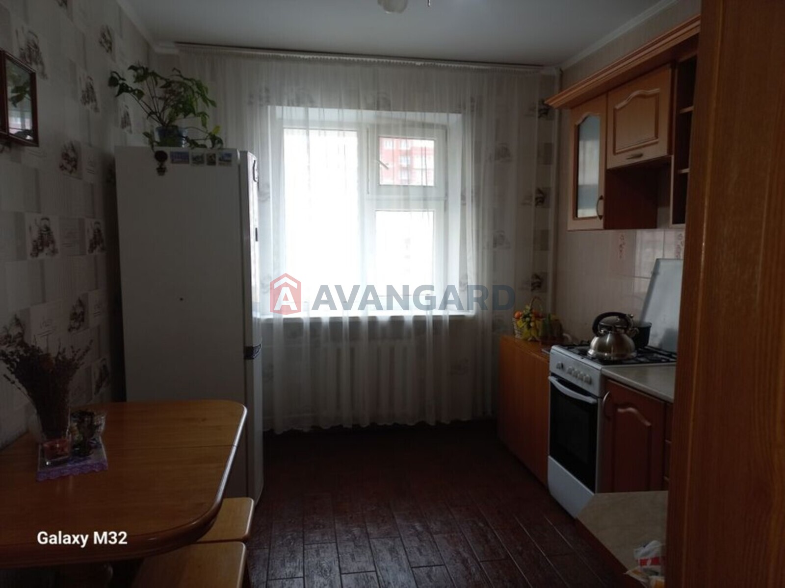 3 ��. ��������, 67/-/11 ��. �., 4/10 ������ ���� 5