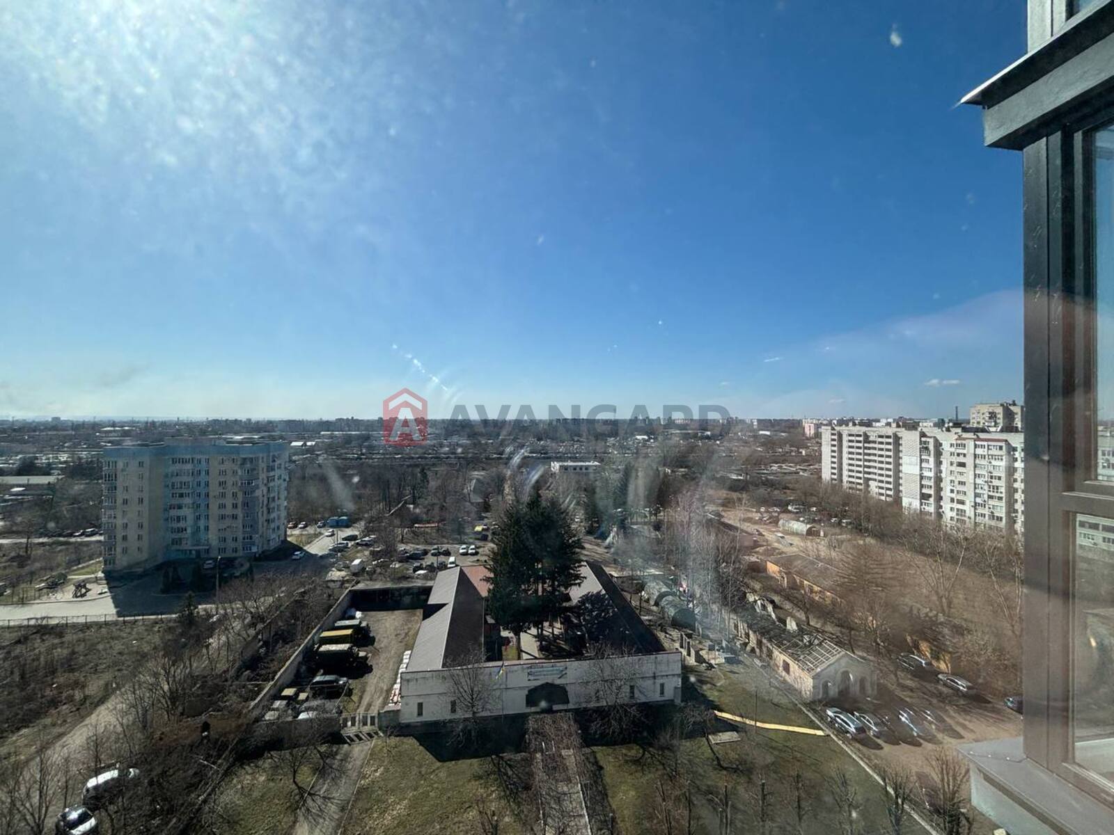 2 ��. ��������, 76/-/20 ��. �., 13/15 ������ ���� 17