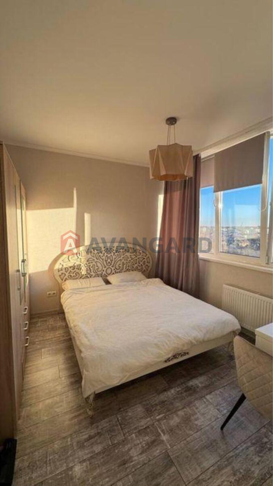 2 ����. ��������, 50/-/4 ��. �., 8/15 ���� ���� 4