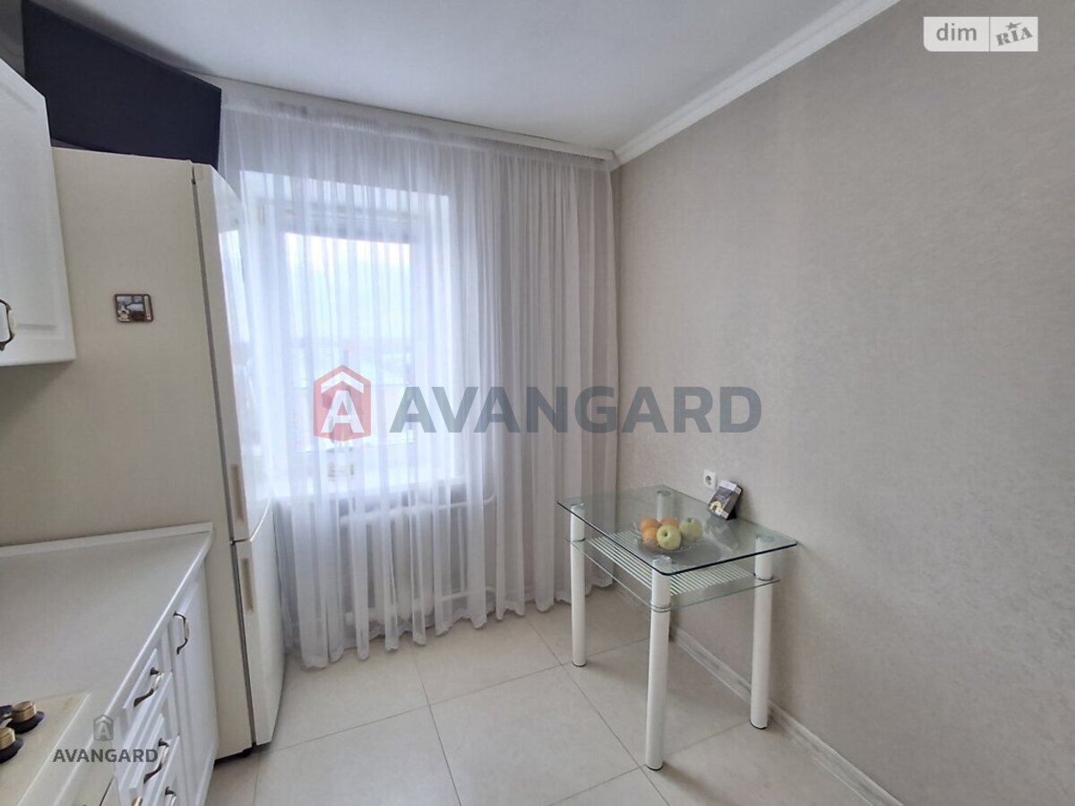 2 ����. ��������, 50/30/8 ��. �., 4/9 ���� ���� 4