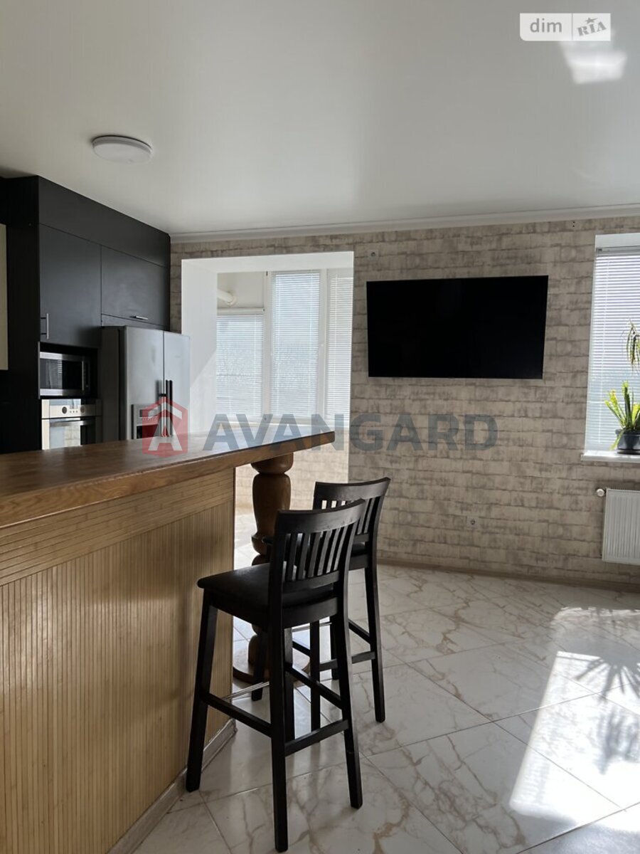 2 ��. ��������, 85/35/20 ��. �., 4/6 ������ ���� 6