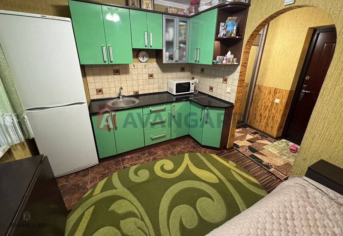 1 ����. ��������, 28/19/8 ��. �., 2/5 ���� ���� 9