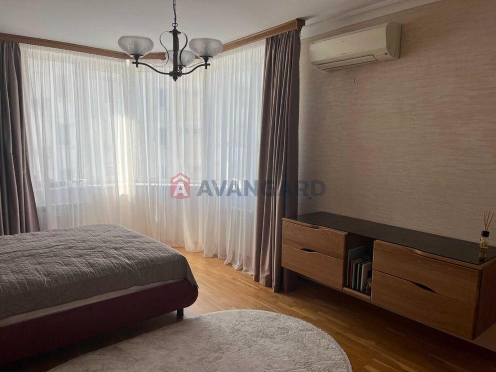 4 ����. ��������, 125/-/14 ��. �., 15/23 ���� ���� 7