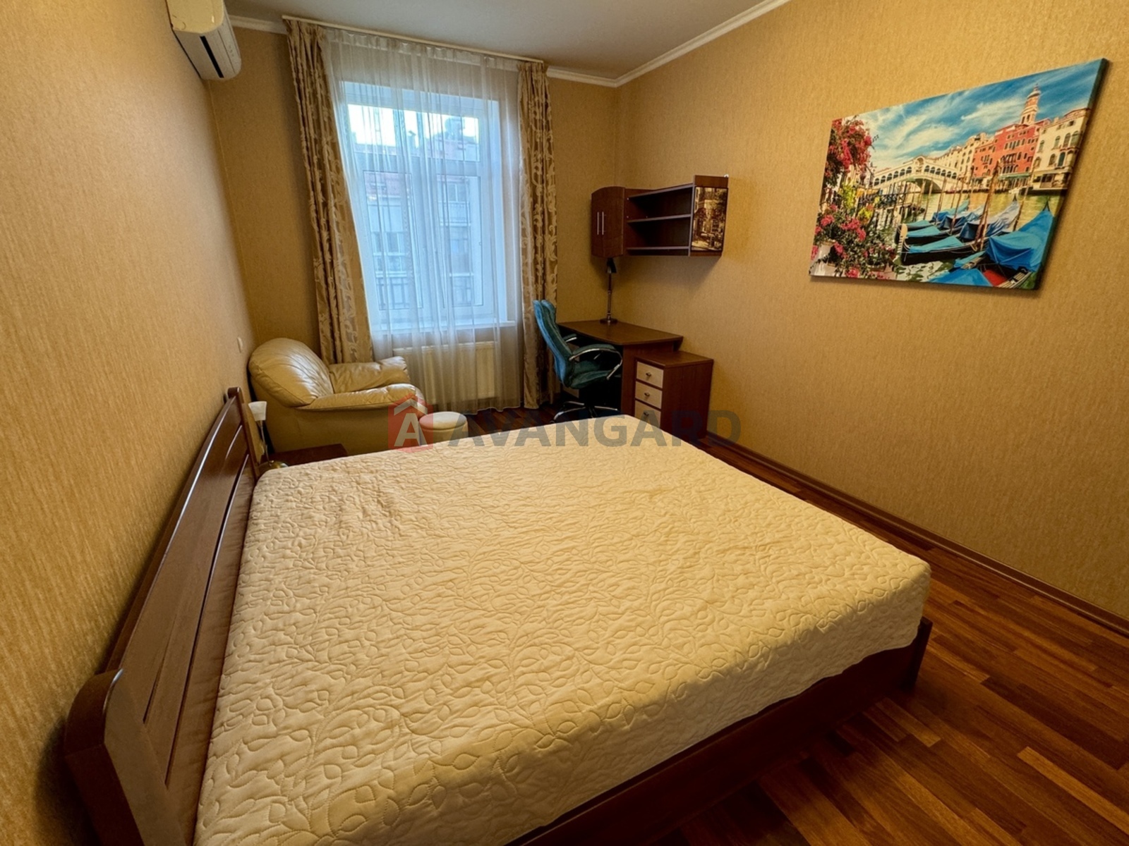 2 ��. ��������, 77/50/20 ��. �., 7/8 ������ ���� 17