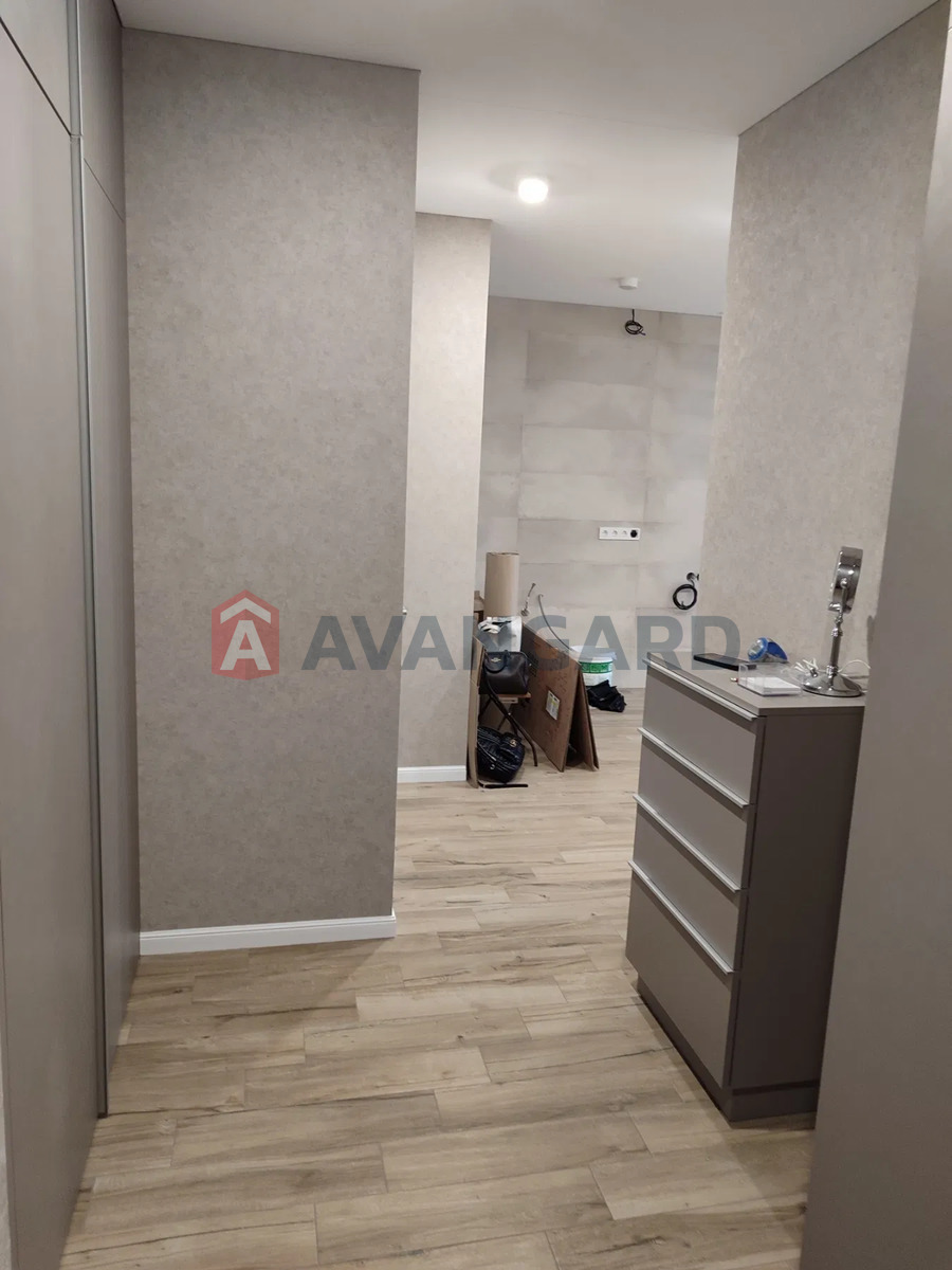 1 ��. ��������, 51/-/16 ��. �., 4/25 ������ ���� 9