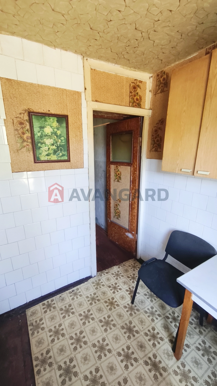 3 ��. ��������, 49,2/34,9/6 ��. �., 1/5 ������ ���� 2