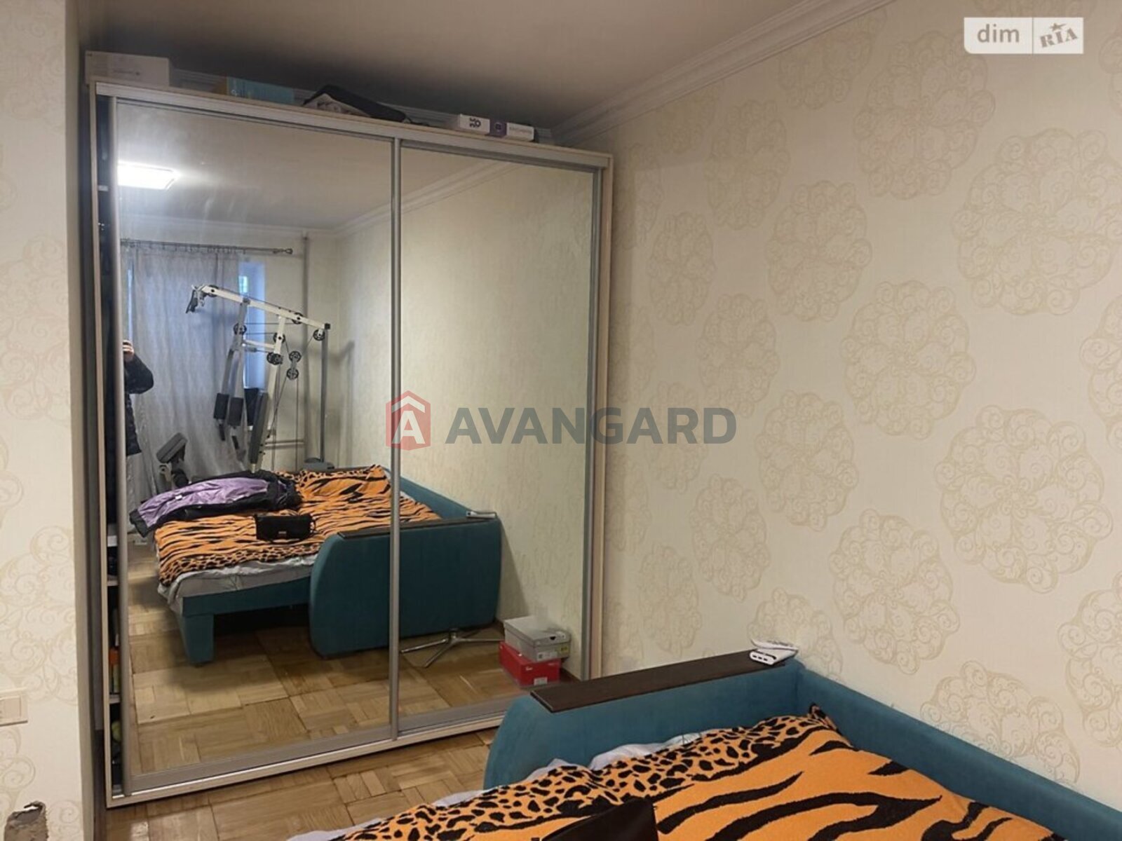 1 ��. ��������, 38/18/8 ��. �., 8/9 ������ ���� 9