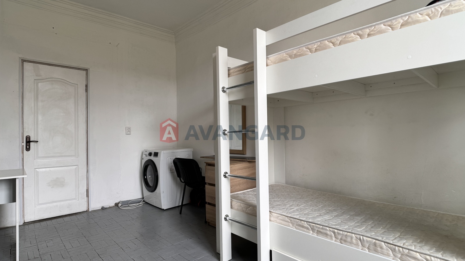 1 ��. ��������, 20/18/- ��. �., 4/4 ������ ���� 5