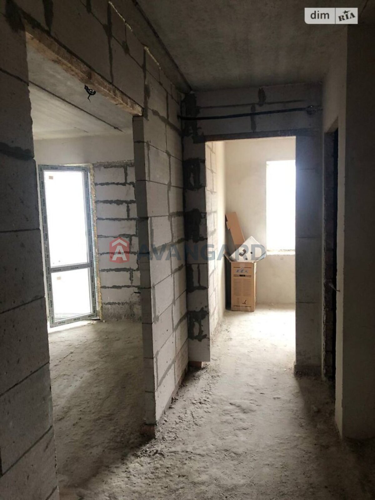 1 ��. ��������, 33/15/7 ��. �., 5/9 ������ ���� 4