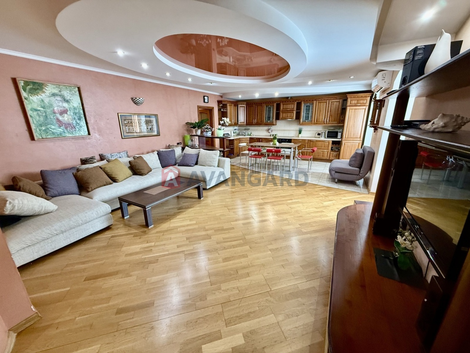 4 ��. ��������, 152/125/20 ��. �., 3/10 ������ ���� 7