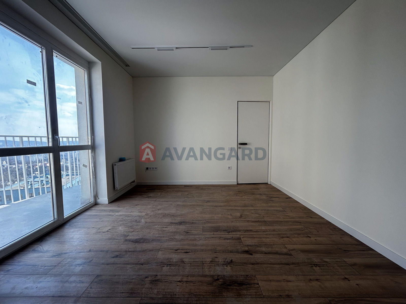 1 ��. ��������, 42.9/17/19 ��. �., 9/9 ������ ���� 14