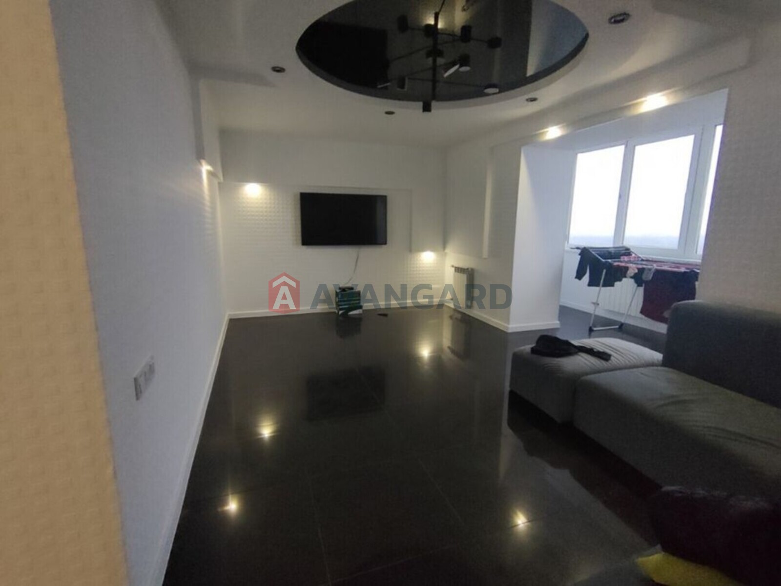 3 ����. ��������, 89/-/20 ��. �., 13/16 ���� ���� 18