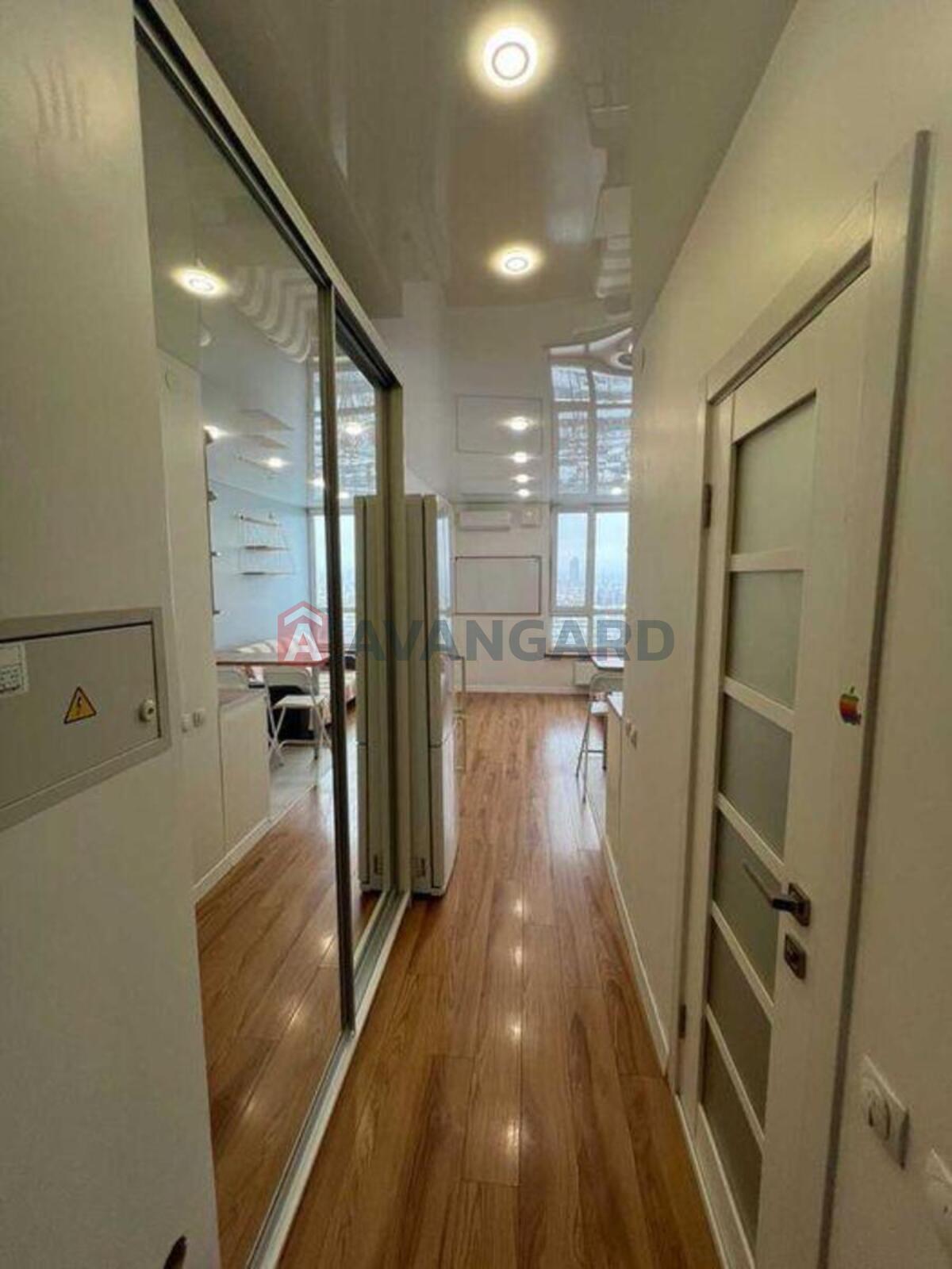 1 ��. ��������, 20/-/4 ��. �., 13/16 ������ ���� 7