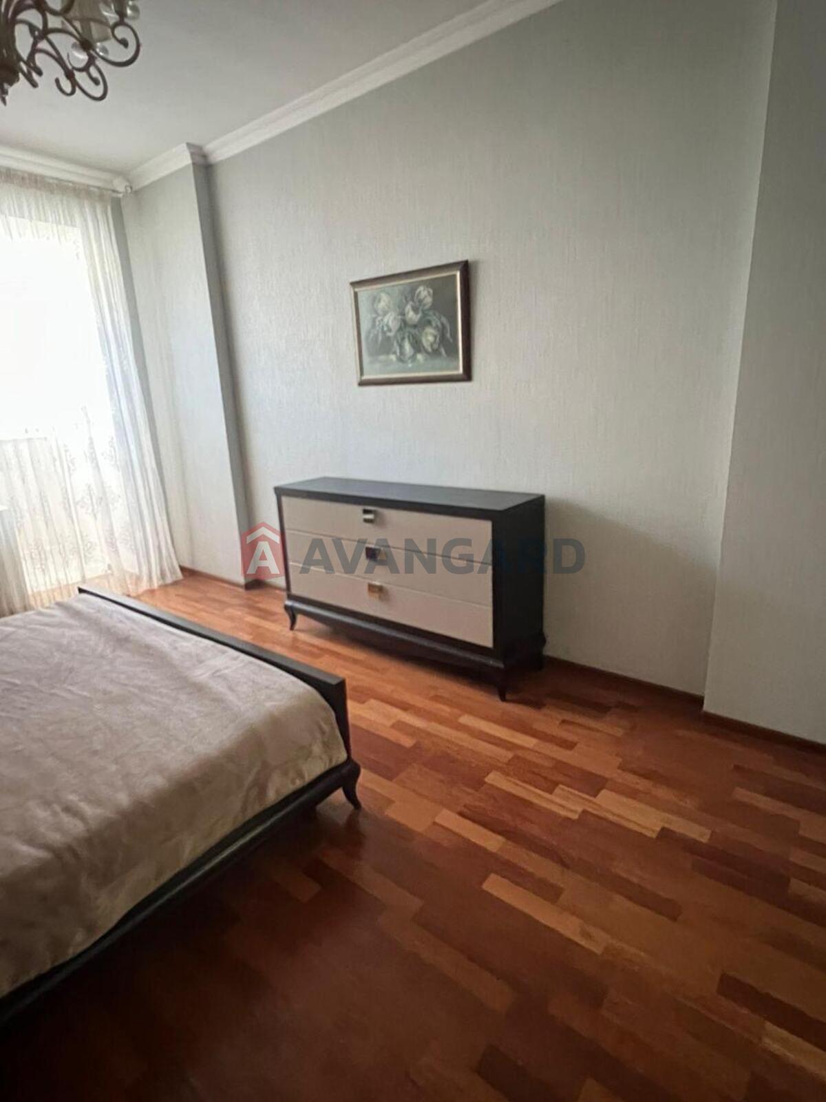 2 ��. ��������, 80/-/14 ��. �., 9/26 ������ ���� 4