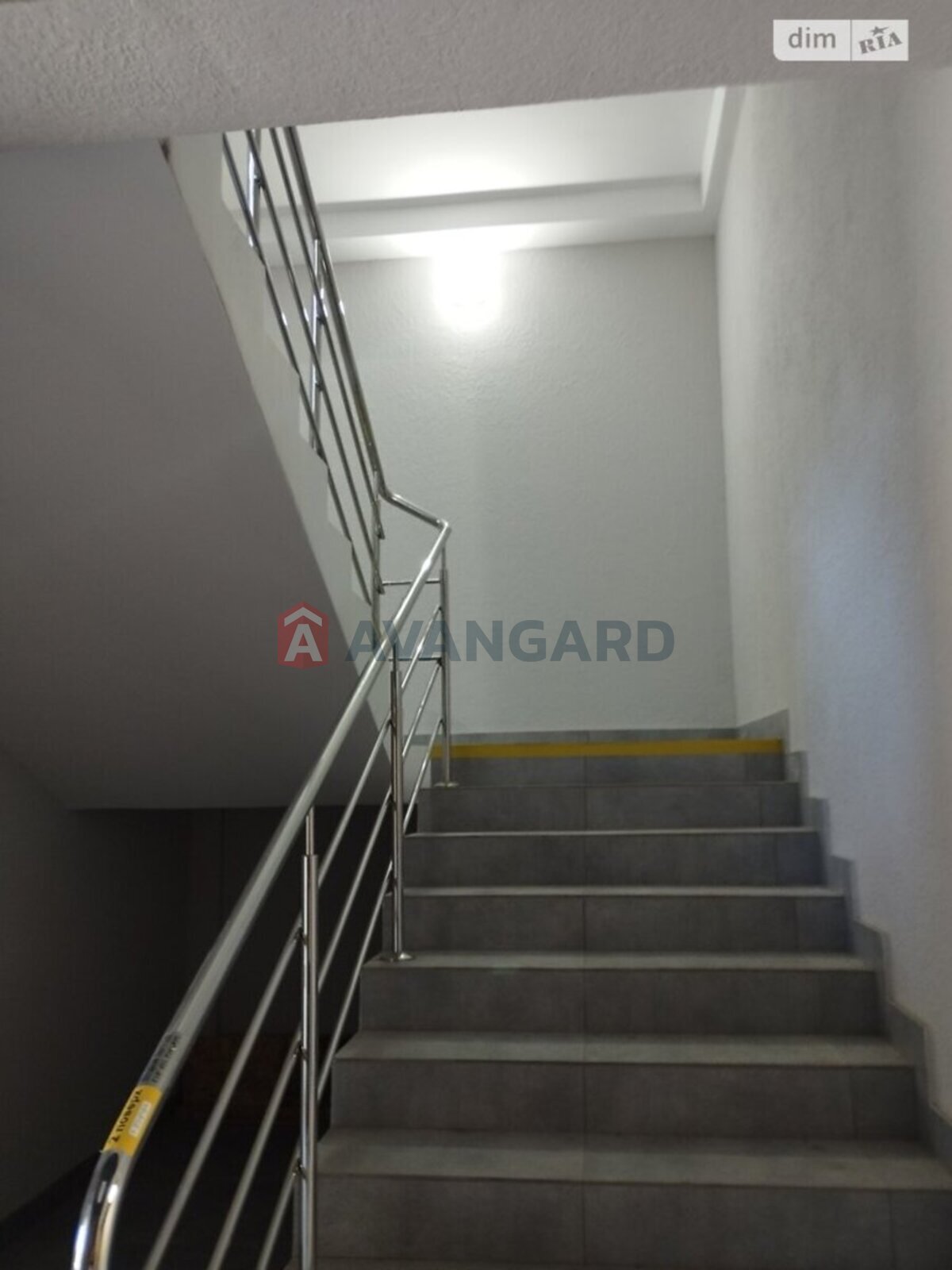 1 ��. ��������, 52/17/15 ��. �., 6/10 ������ ���� 7