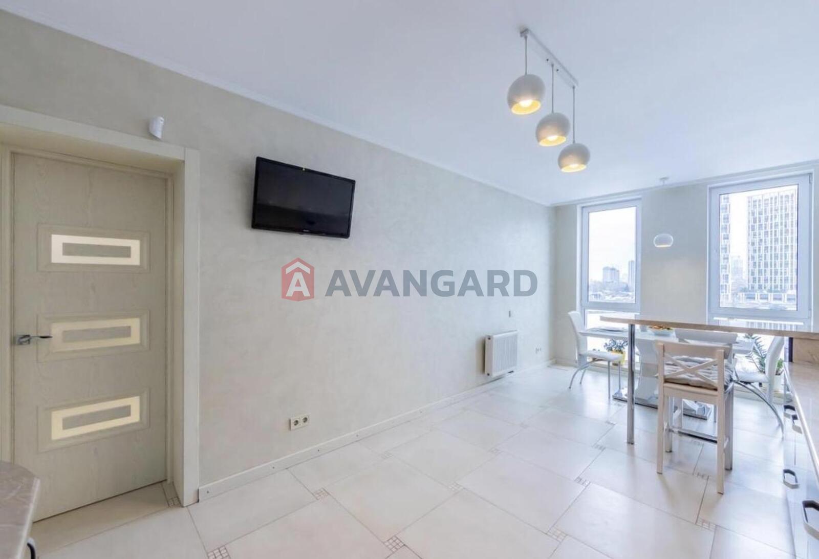 4 ����. ��������, 95/65/20 ��. �., 5/6 ���� ���� 11