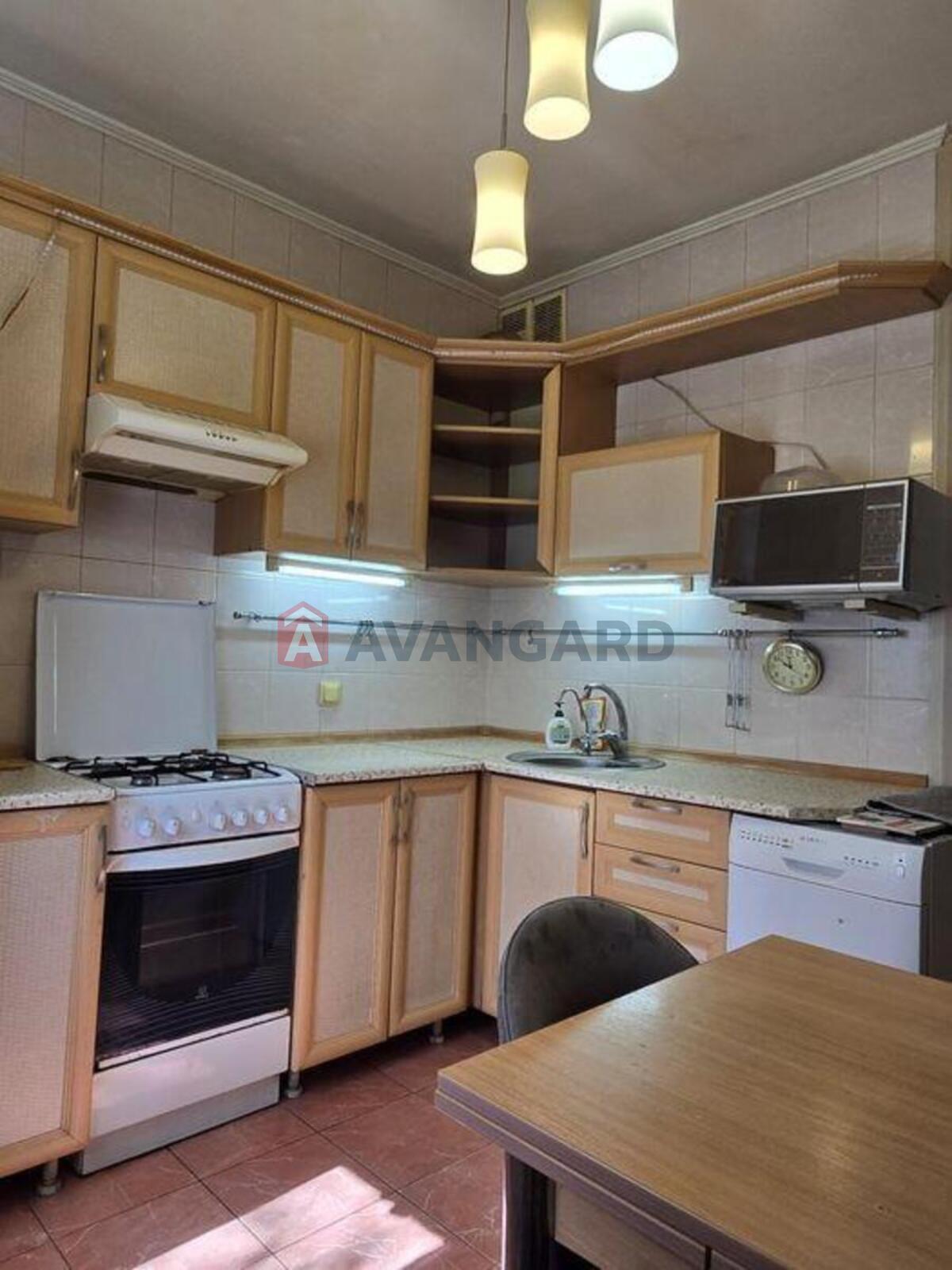 2 ��. ��������, 50/-/7 ��. �., 1/10 ������ ���� 16