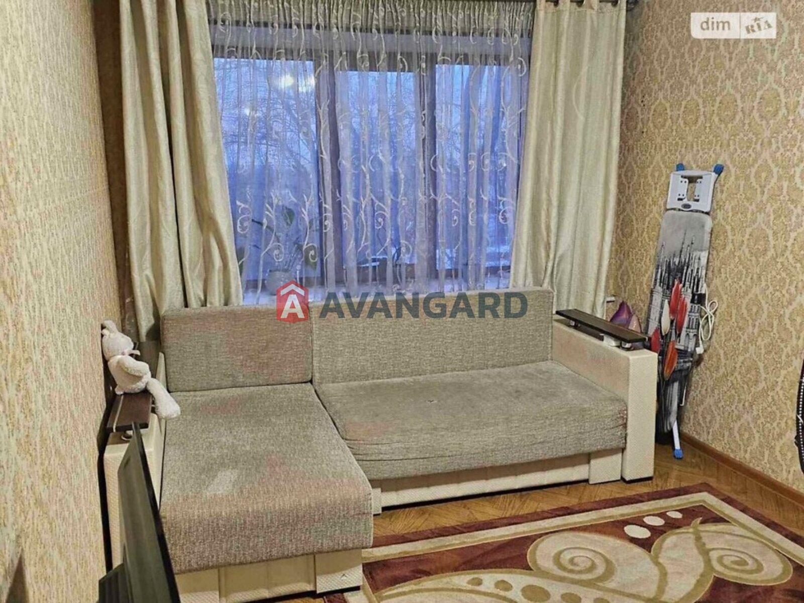 2 ��. ��������, 44/30/8 ��. �., 5/5 ������ ���� 1