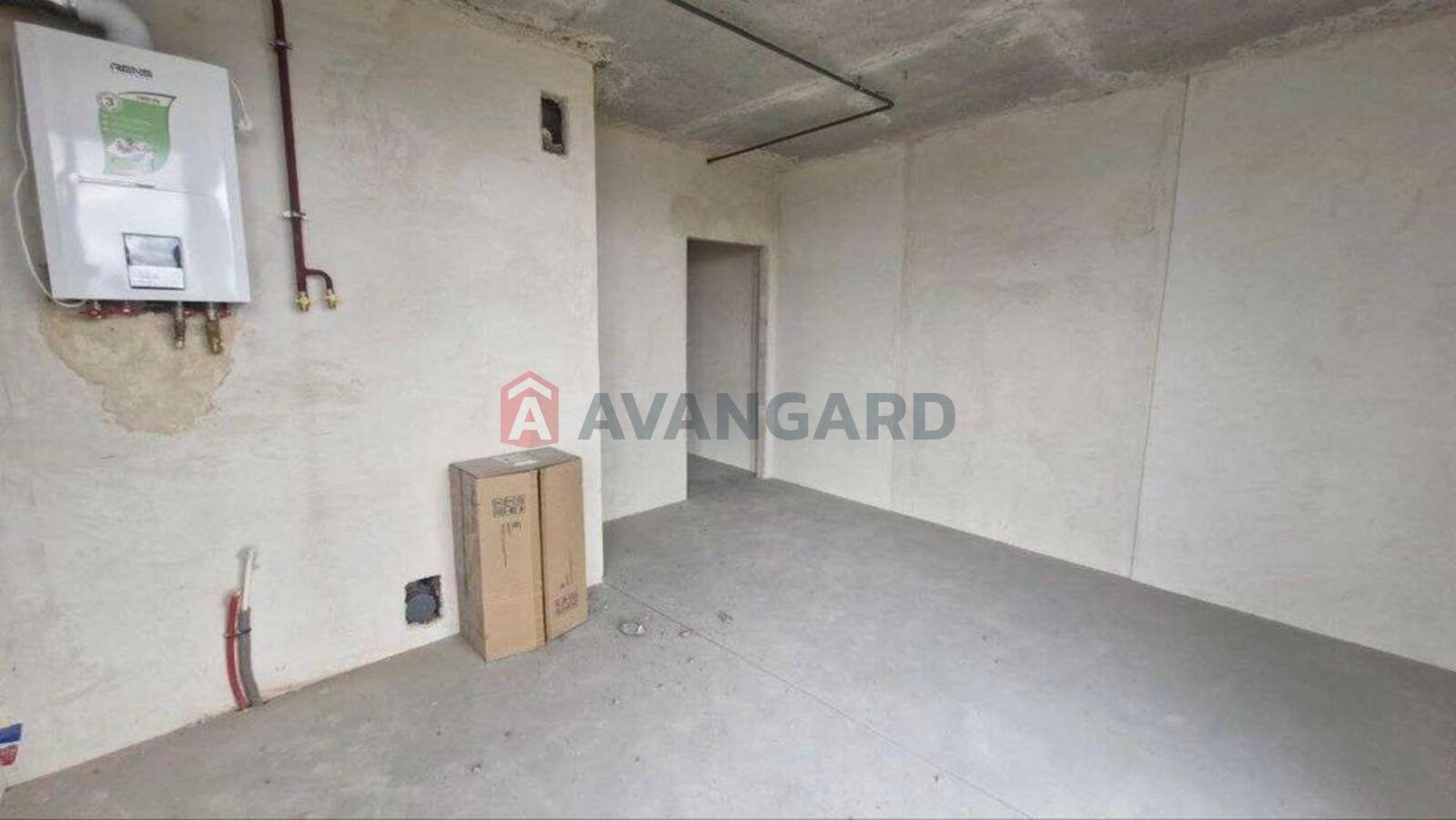 1 ��. ��������, 38/-/15 ��. �., 13/18 ������ ���� 1