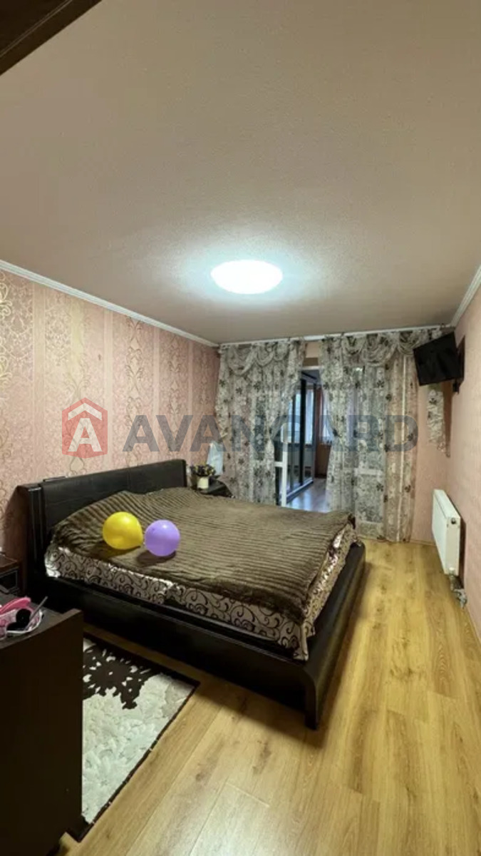 3 ��. ��������, 65/-/7 ��. �., 1/5 ������ ���� 11