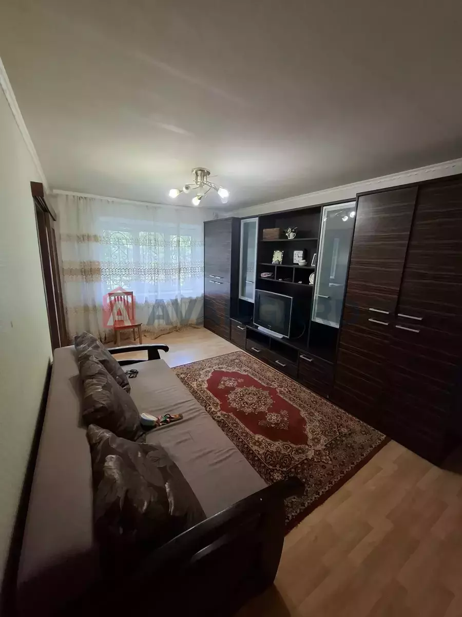 3 ��. ��������, 58/-/- ��. �., 1/5 ������ ���� 6