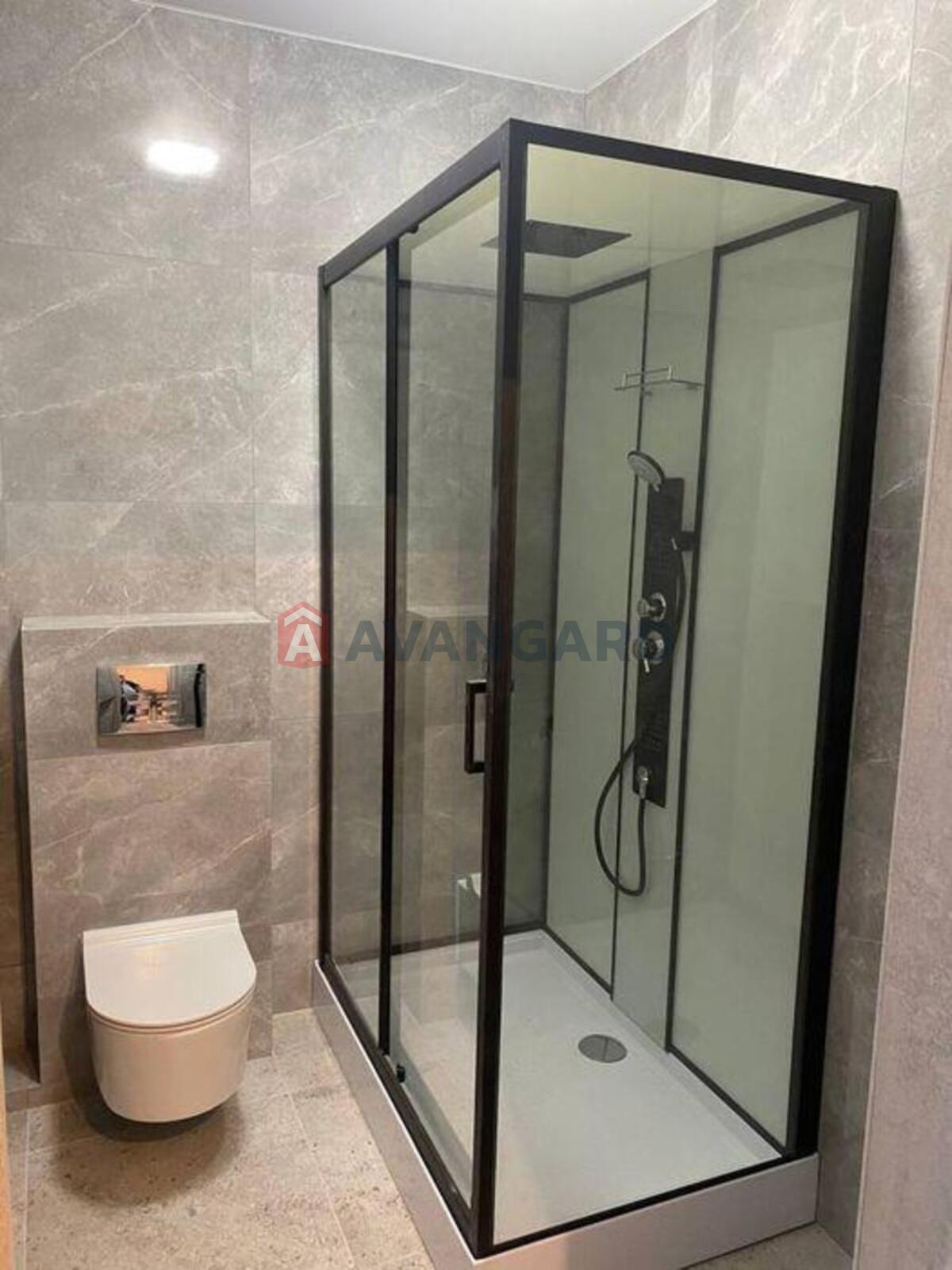 3 ����. ��������, 64/-/10 ��. �., 9/10 ���� ���� 6