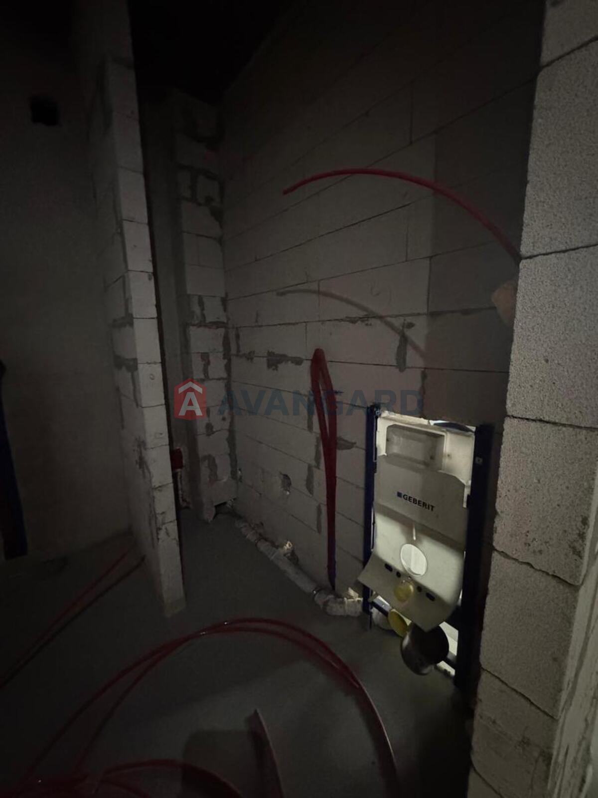 1 ��. ��������, 51/-/12 ��. �., 2/7 ������ ���� 8