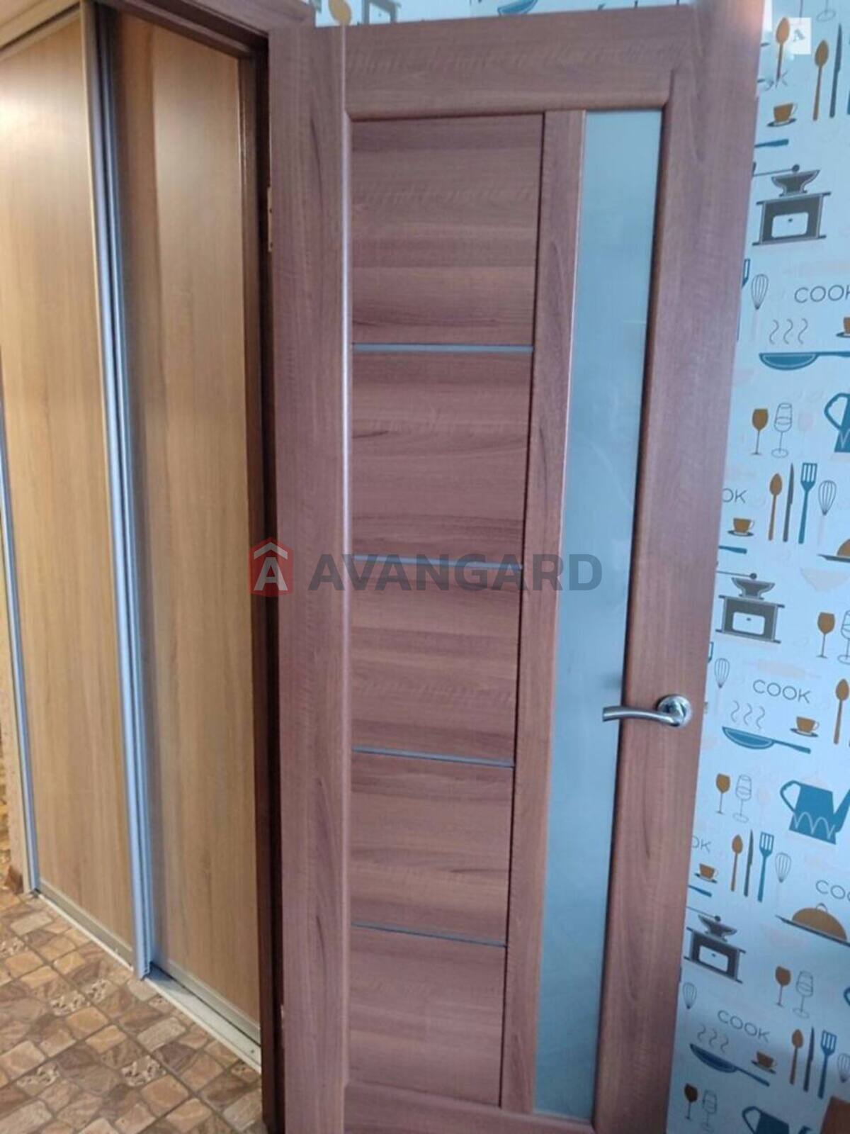 2 ��. ��������, 50/28/8 ��. �., 6/9 ������ ���� 7