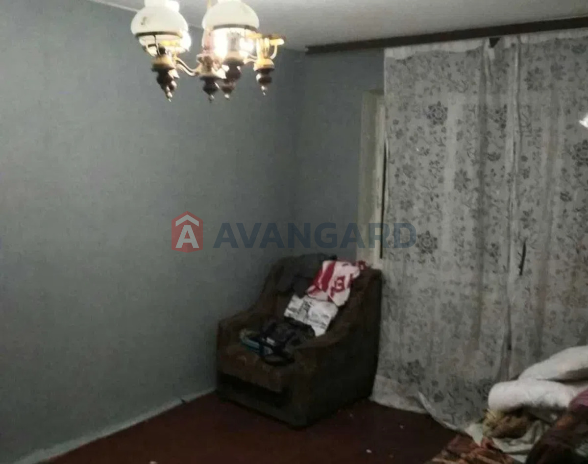 1 ��. ��������, 38/-/8 ��. �., 9/9 ������ ���� 3