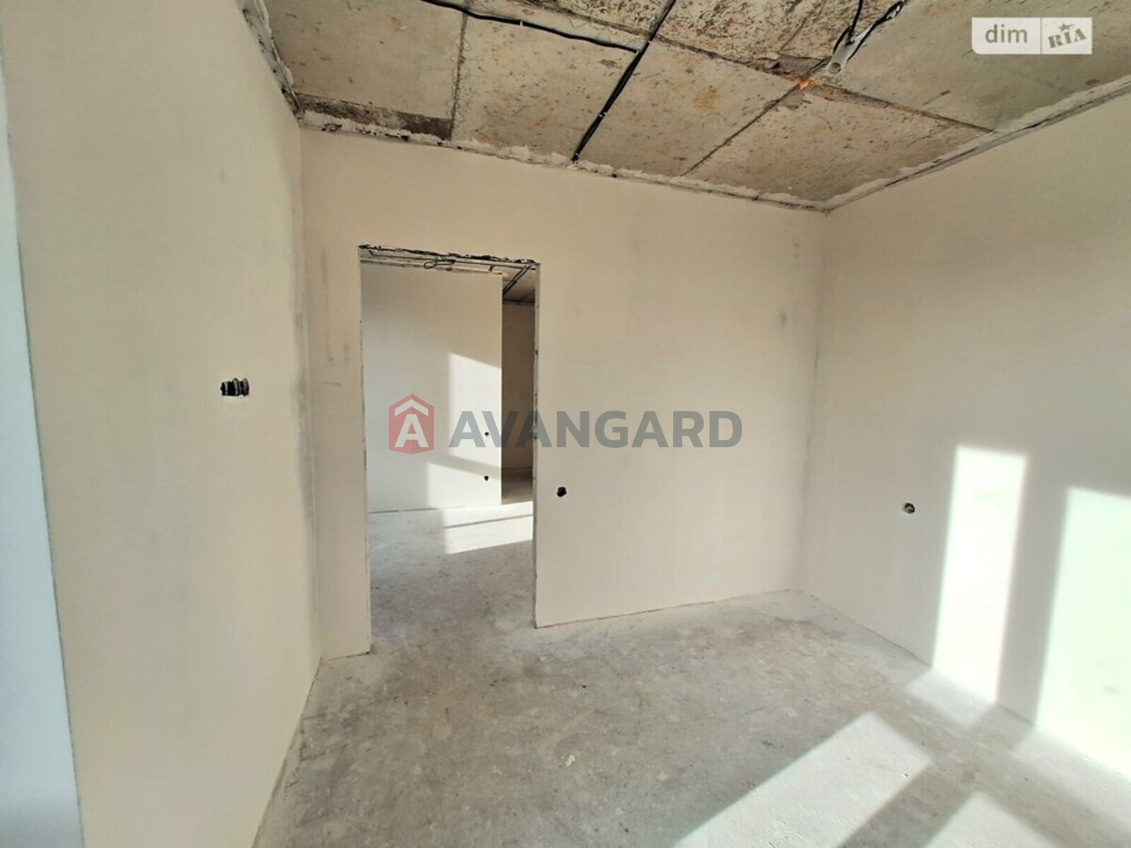 1 ����. ��������, 31/20/8 ��. �., 6/10 ���� ���� 20