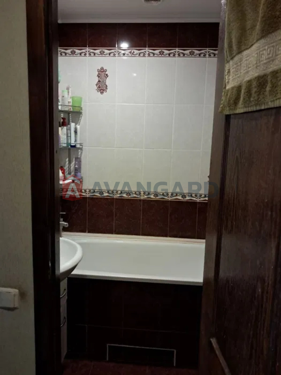 2 ����. ��������, 49/-/9 ��. �., 7/9 ���� ���� 6