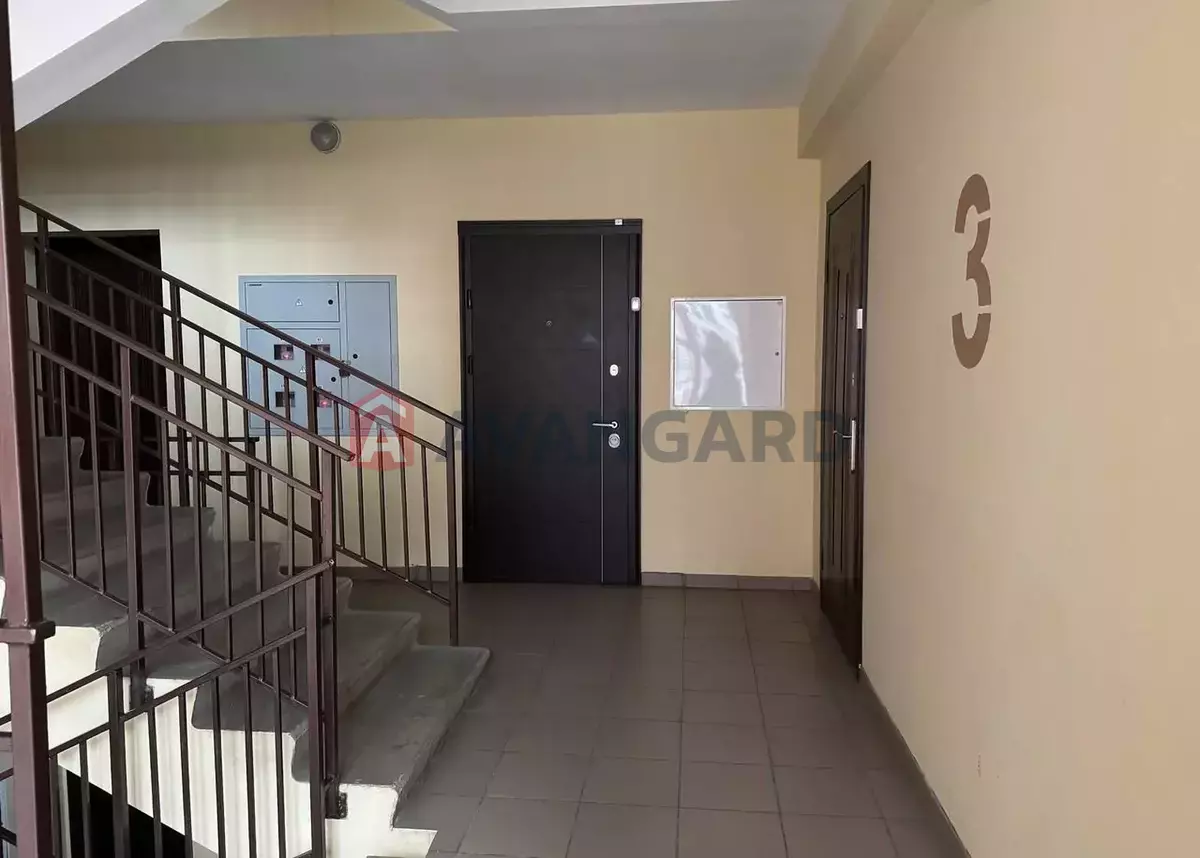 1 ��. ��������, 39/19/10 ��. �., 3/6 ������ ���� 25