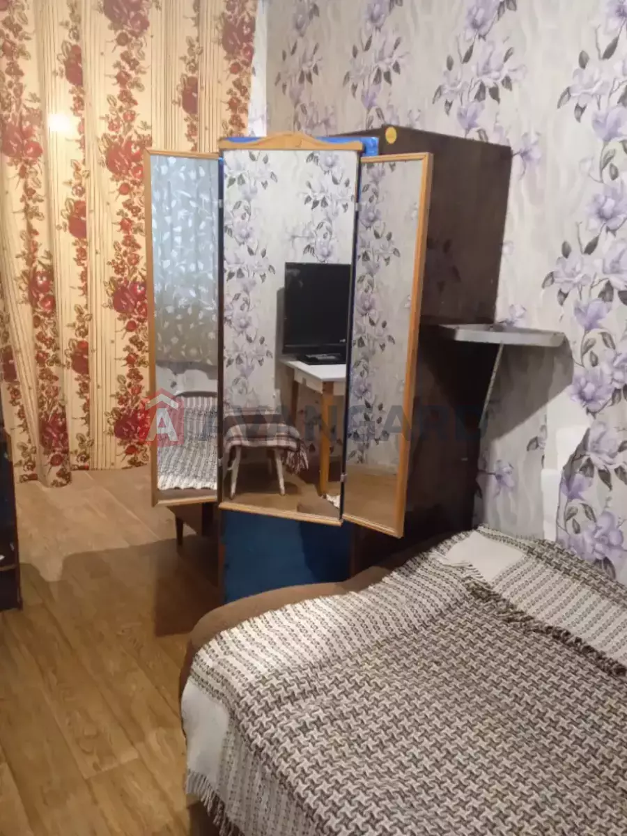 1 ��. ��������, 19/12/3 ��. �., 1/2 ������ ���� 4