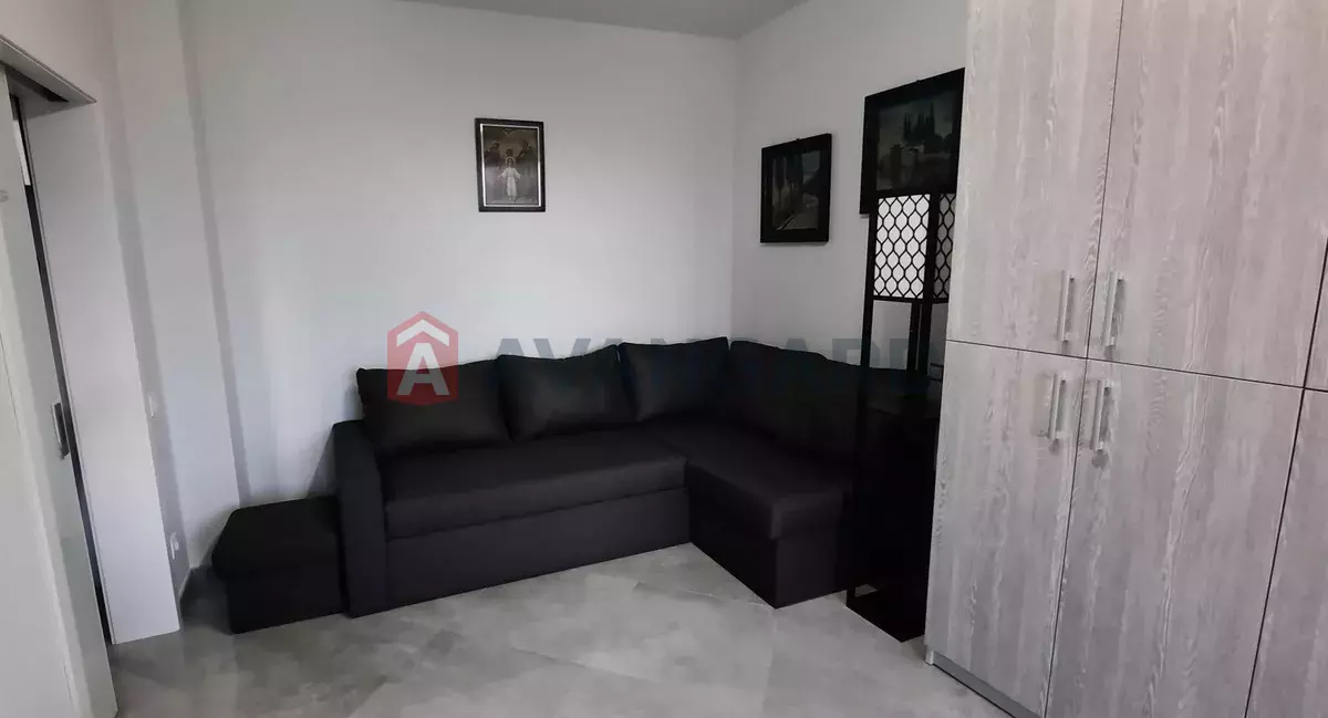 3 ��. ��������, 95/-/16 ��. �., 6/10 ������ ���� 8