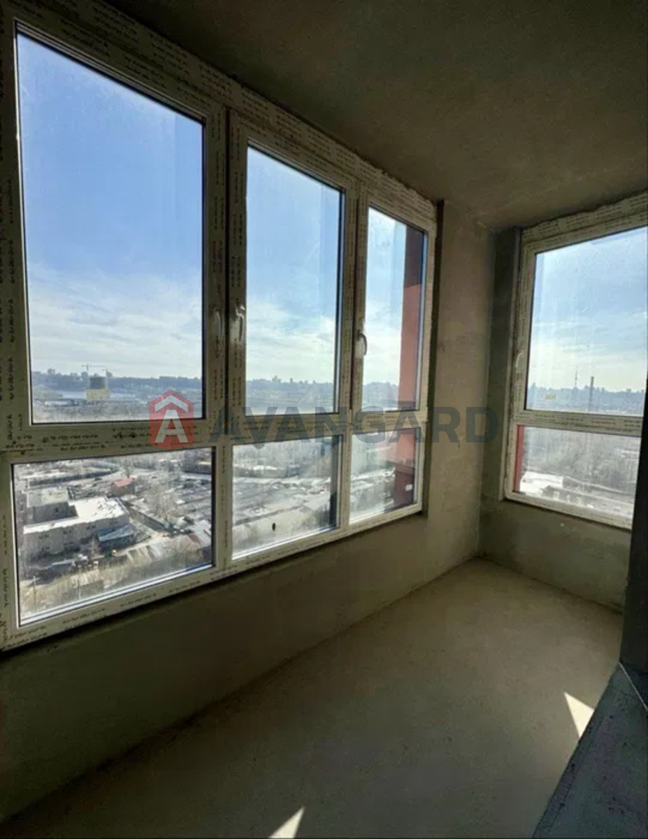 1 ��. ��������, 50/-/15 ��. �., 23/26 ������ ���� 3