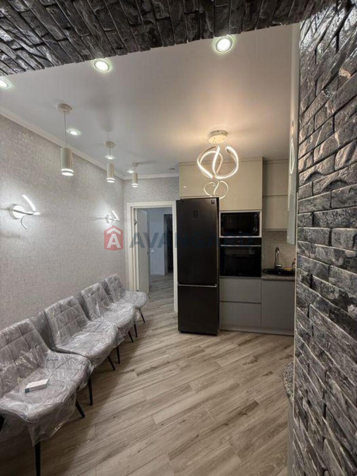 2 ��. ��������, 68/-/18 ��. �., 4/8 ������ ���� 2