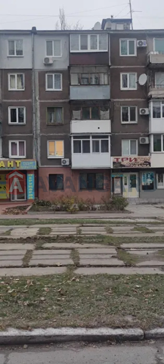 3 ��. ��������, 72/-/15 ��. �., 1/5 ������ ���� 18