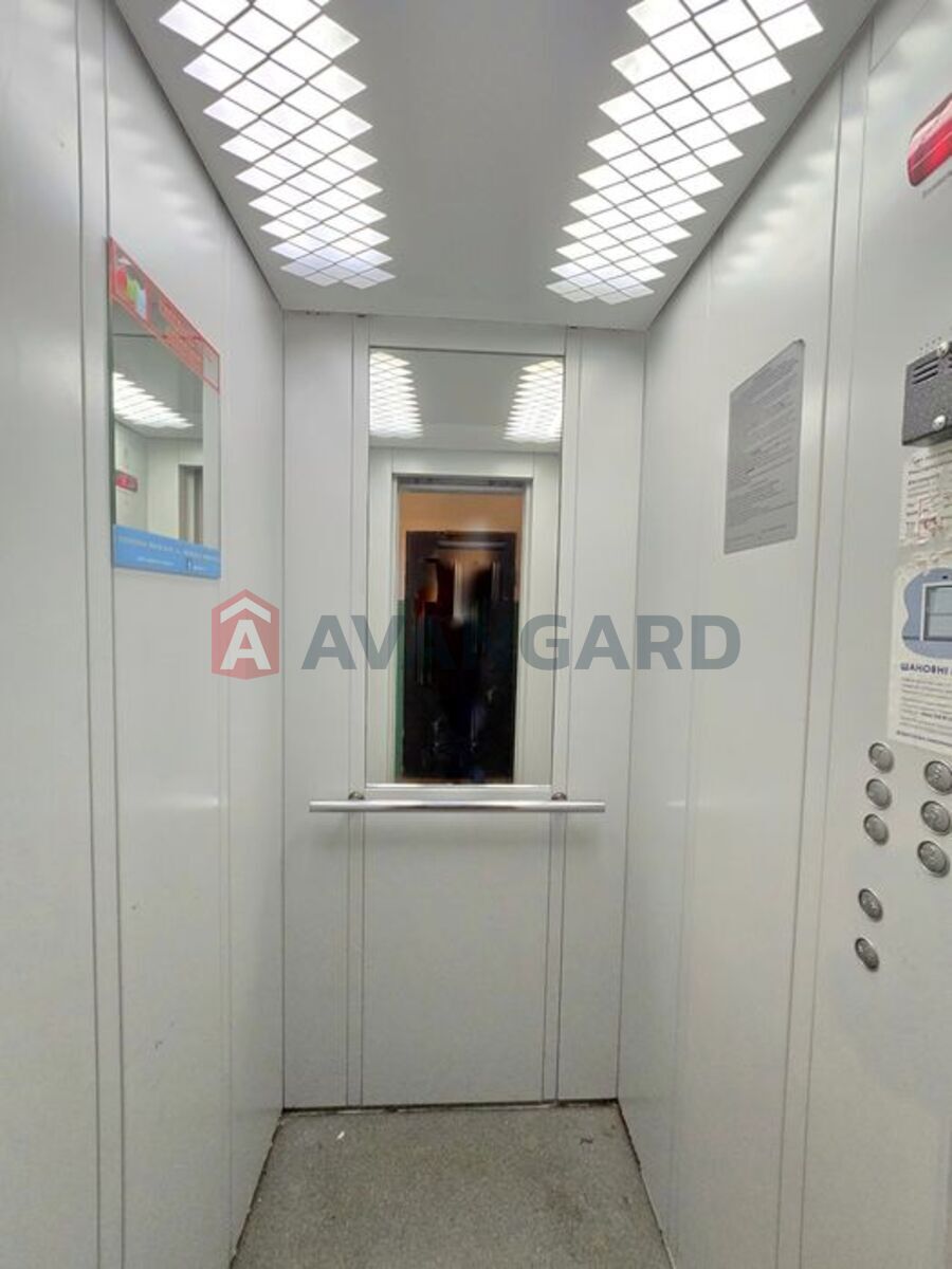 1 ��. ��������, 37/-/6 ��. �., 6/9 ������ ���� 12