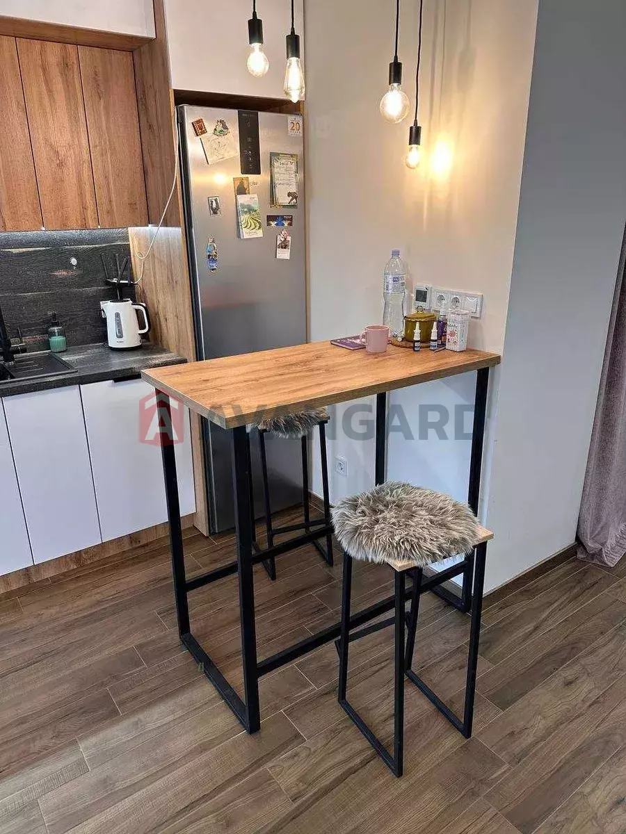 2 ��. ��������, 72/-/8 ��. �., 1/5 ������ ���� 4