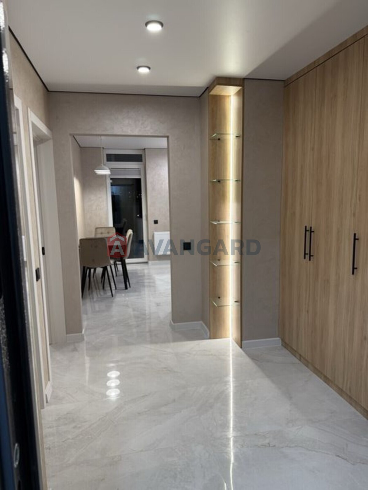 1 ����. ��������, 44/-/13 ��. �., 8/9 ���� ���� 2