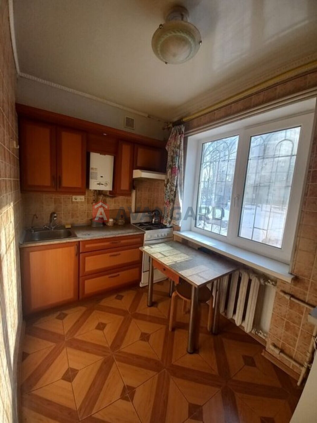 1 ����. ��������, 29/-/6 ��. �., 1/5 ���� ���� 1