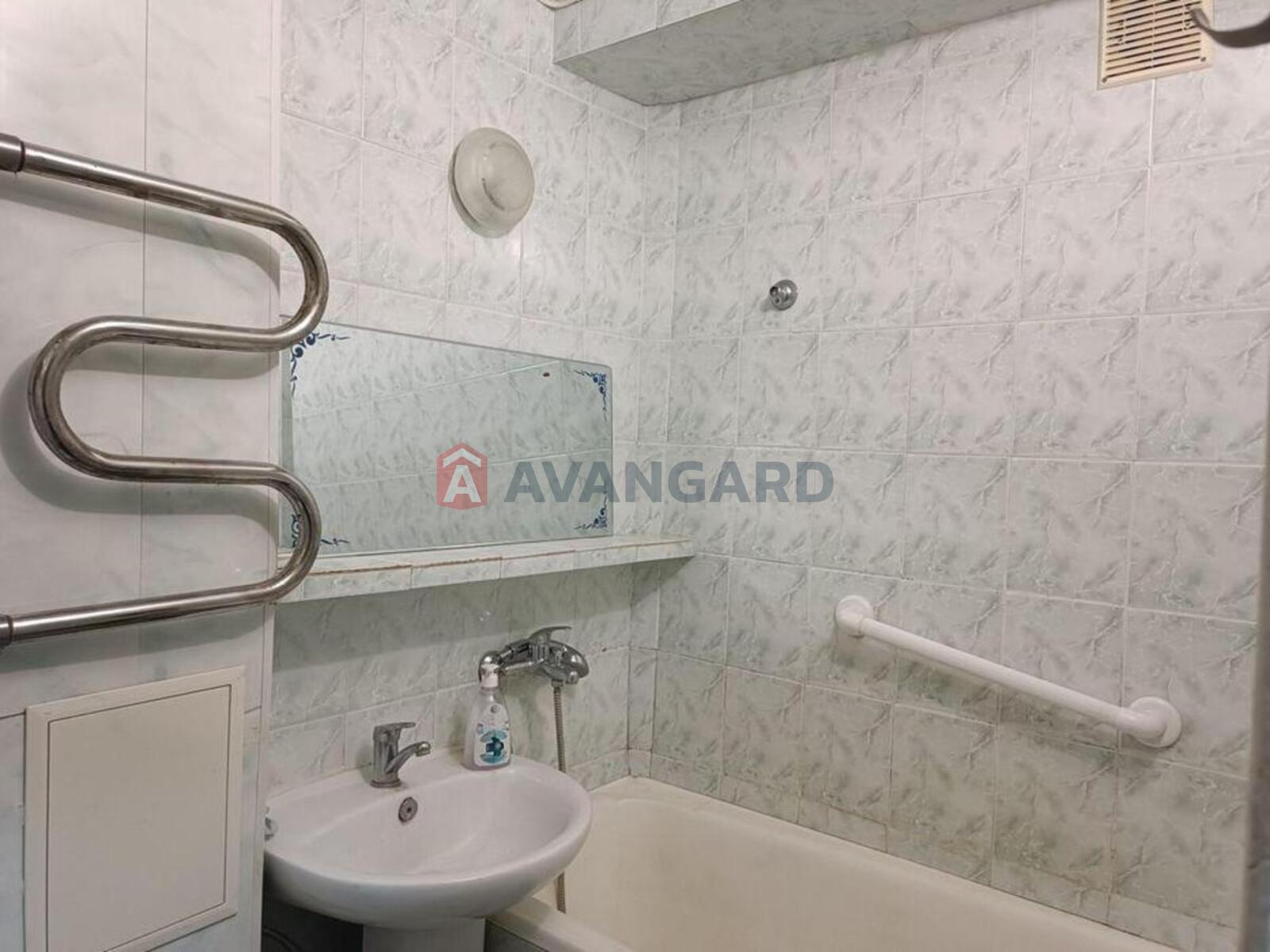 2 ��. ��������, 48/-/7 ��. �., 4/5 ������ ���� 8